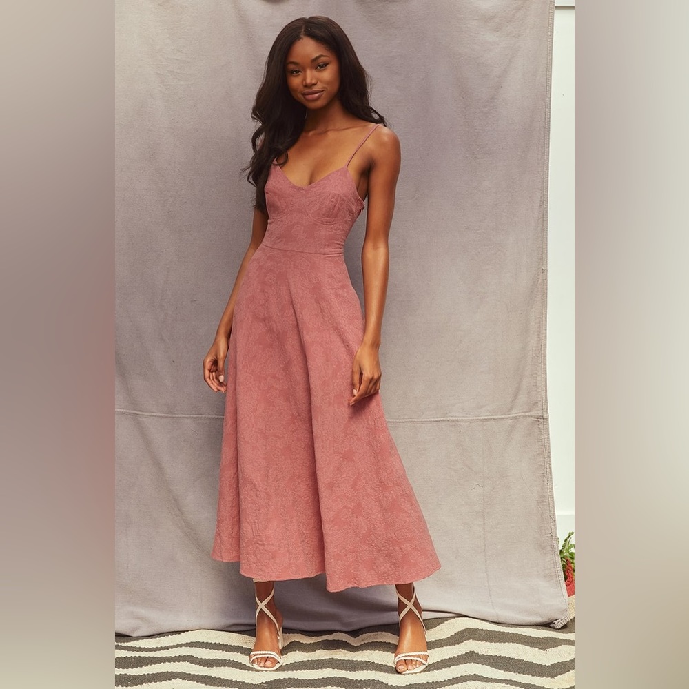 Time for Tea Dusty Rose Jacquard Sleeveless Midi Dress
